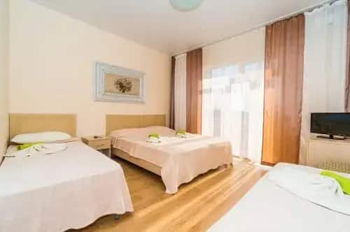 Hotel Giacint: главное фото 1
