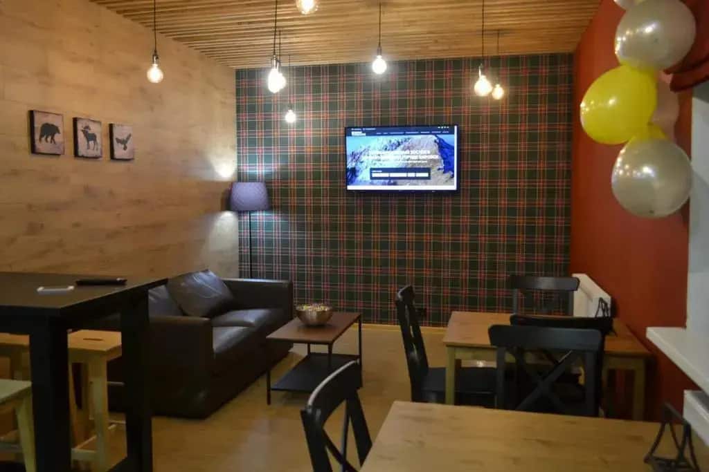 Vershina Hostel: главное фото 1