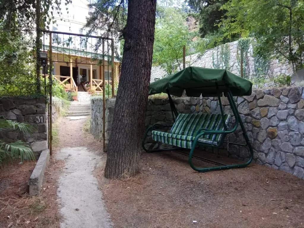 Yalta Quiet Courtyard: главное фото 1