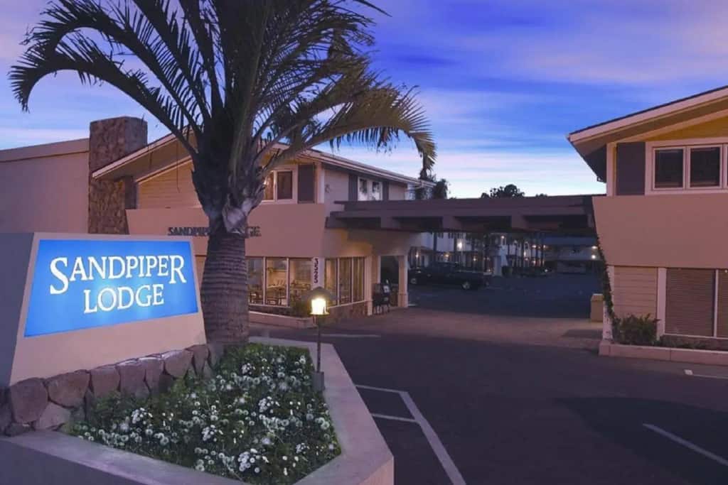 Sandpiper Lodge: главное фото 1