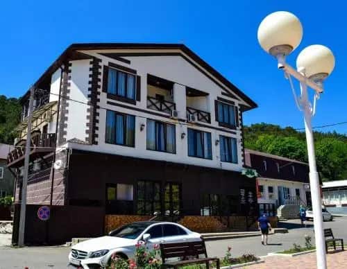 Dzhankhot Guest house: главное фото 1
