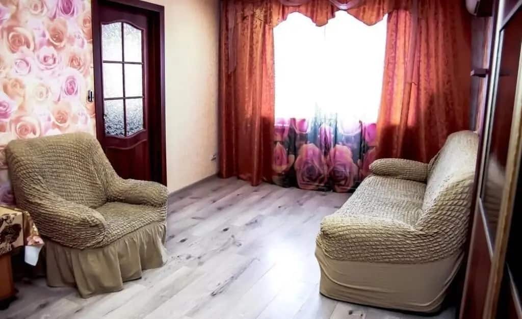 Home Hotel On Zvarygina 16: главное фото 1