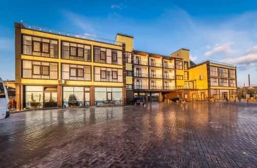 Alie Parusa Hotel: главное фото 1