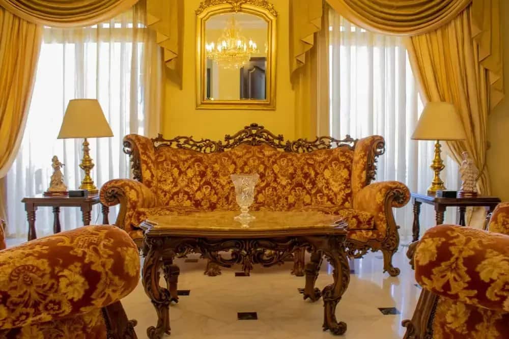100 Boutique Living: главное фото 1