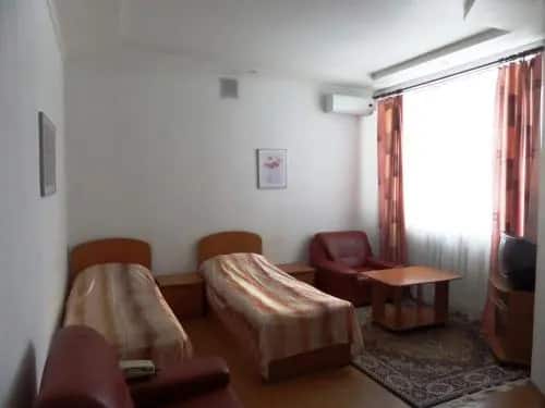 Hotel on Lyubimova 3A: главное фото 1