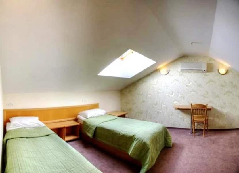 Tavria Hotel: главное фото 1