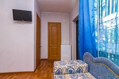 Blue Whale Hotel: главное фото 1