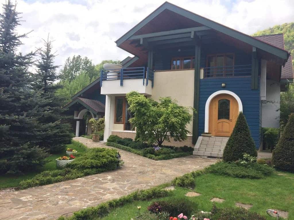 Villa on Zapovednaya: главное фото 1