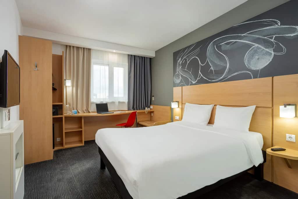 Отель Ibis Краснодар Центр: главное фото 1