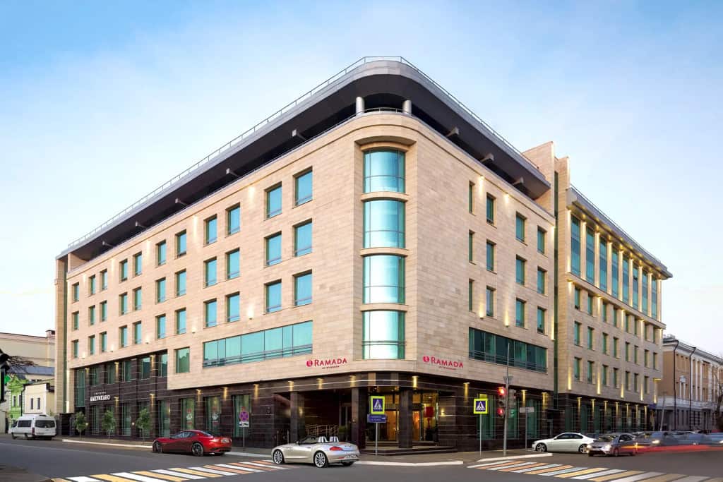 Отель Ramada by Wyndham Kazan City Centre: главное фото 1