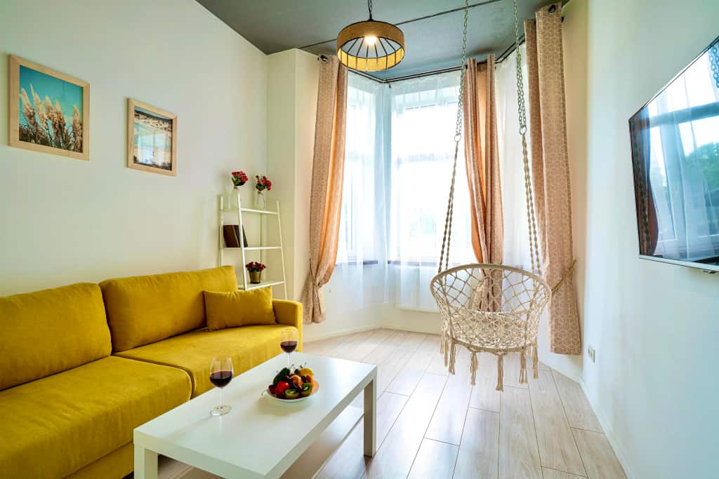 ApartMari Двухкомнатные возле Королевских ворот: главное фото 1