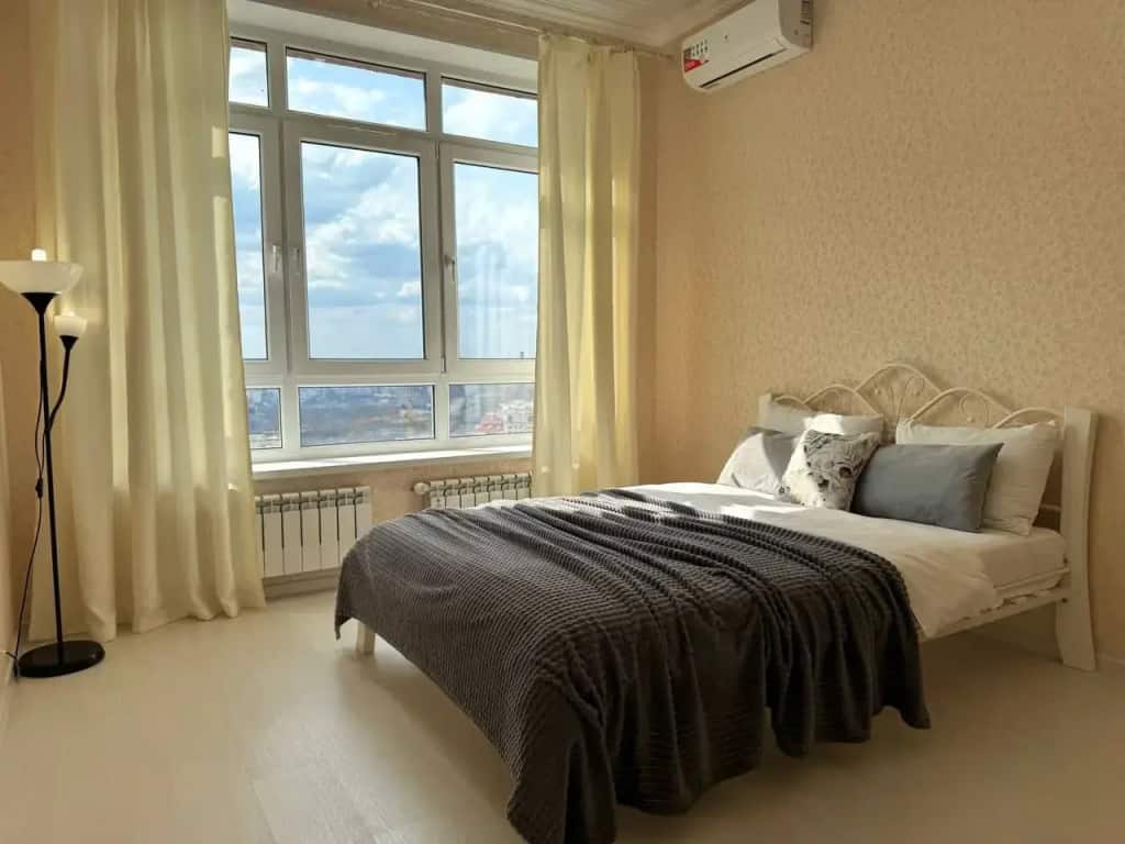 Апартаменты Аврора на Михалицына 1, 16 этаж: главное фото 1
