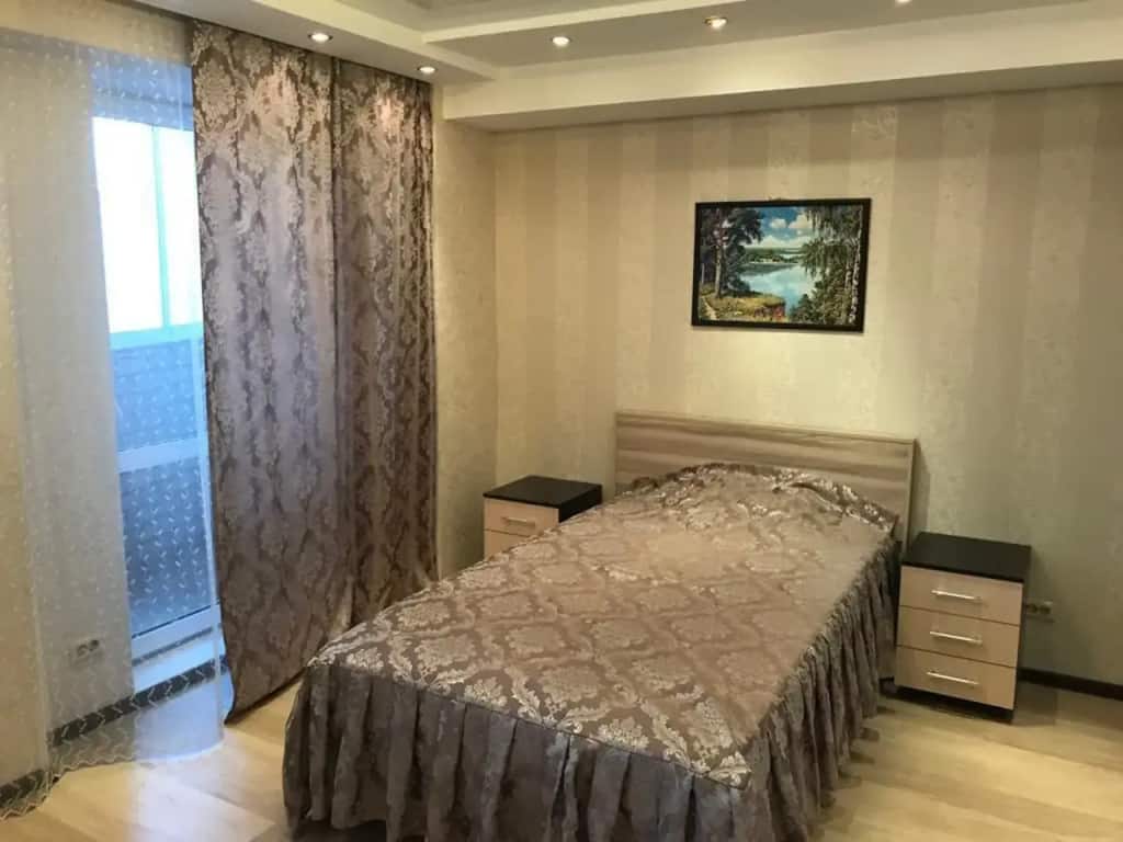 Квартира с Хорошим Ремонтом в Районе ЦУМ: главное фото 1