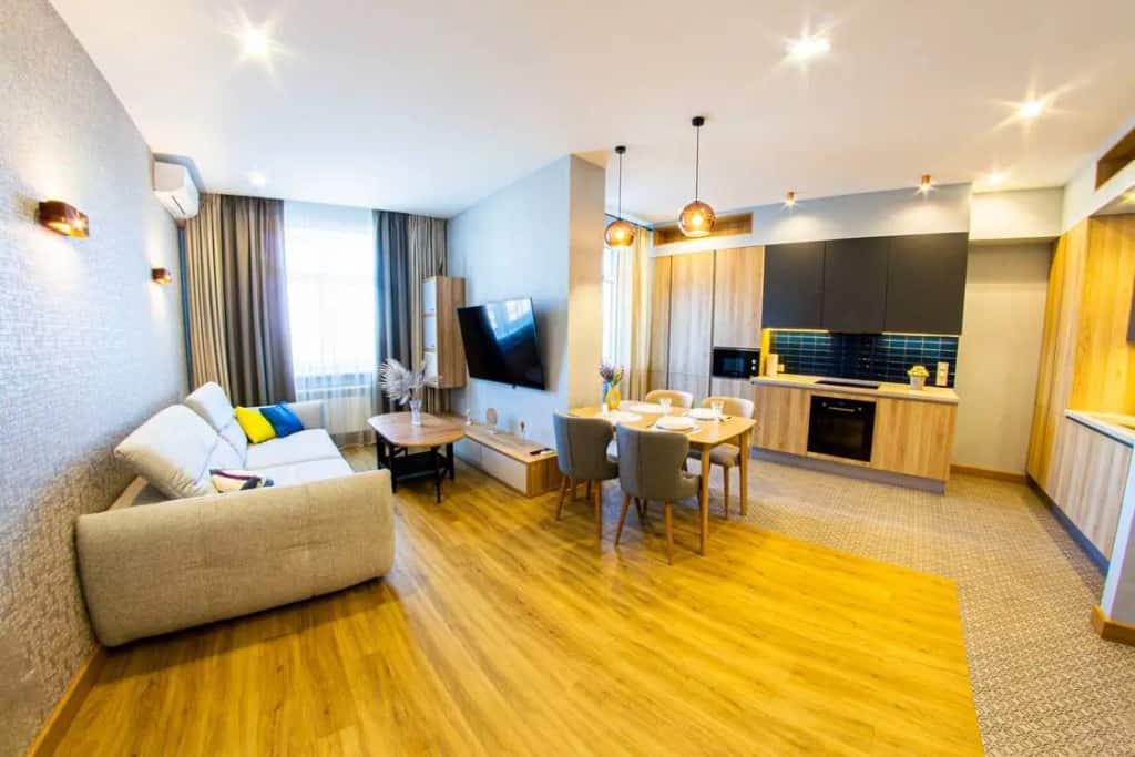 Апартаменты RENT-сервис на Волховстроя 23: главное фото 1