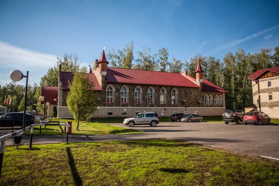 Отель Джунгли, Загородный клуб "Айвенго": фото 1