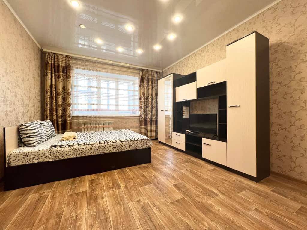 Квартира Апартаменты на Пухова 31, 5 этаж: главное фото 1