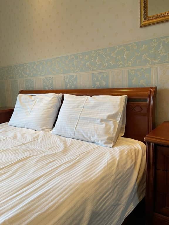 Апартаменты Трехкомнатные с камином в самом центре Новый дом: главное фото 1