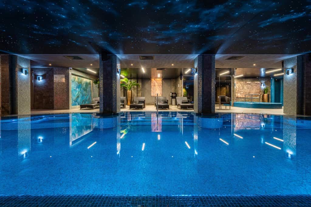 Kravt Nevsky Hotel and Spa: главное фото 1