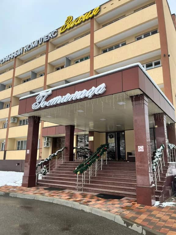 Гостинично-ресторанный комплекс ЗИХИЯ: главное фото 1