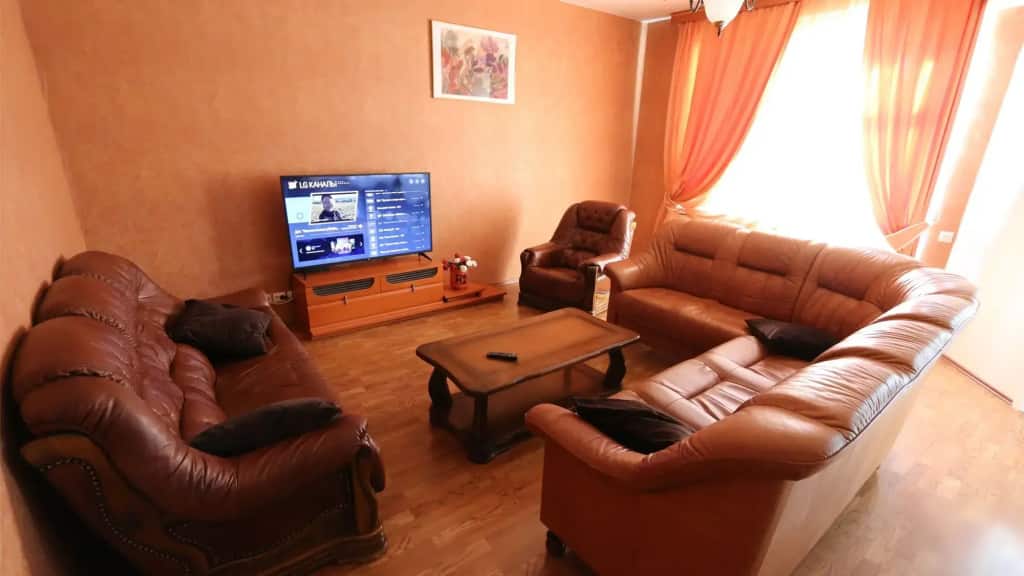 Квартира Просторная квартира с сауной рядом: главное фото 1