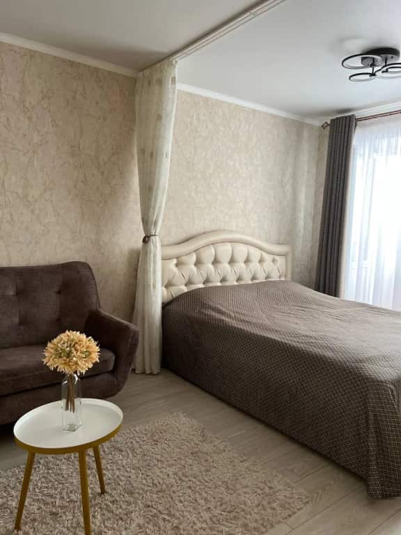 Апартаменты Однокомнатная в центре: главное фото 1