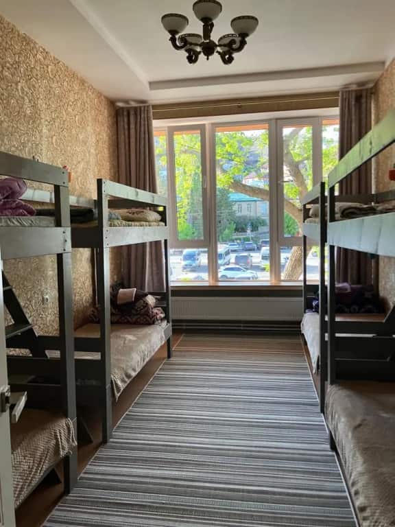 V Tsentre Guniba Hostel: главное фото 1