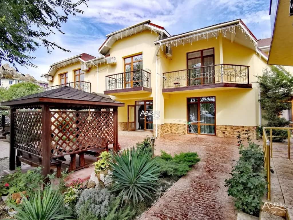 Отель Villa Gialla: главное фото 1