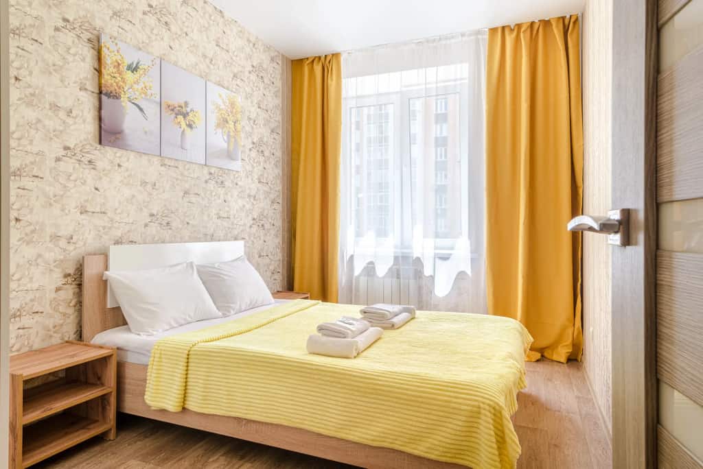 Квартира 2-к просторная в центре на Н.Смирнова 7 от RentAp, 6 сп.мест: фото 1