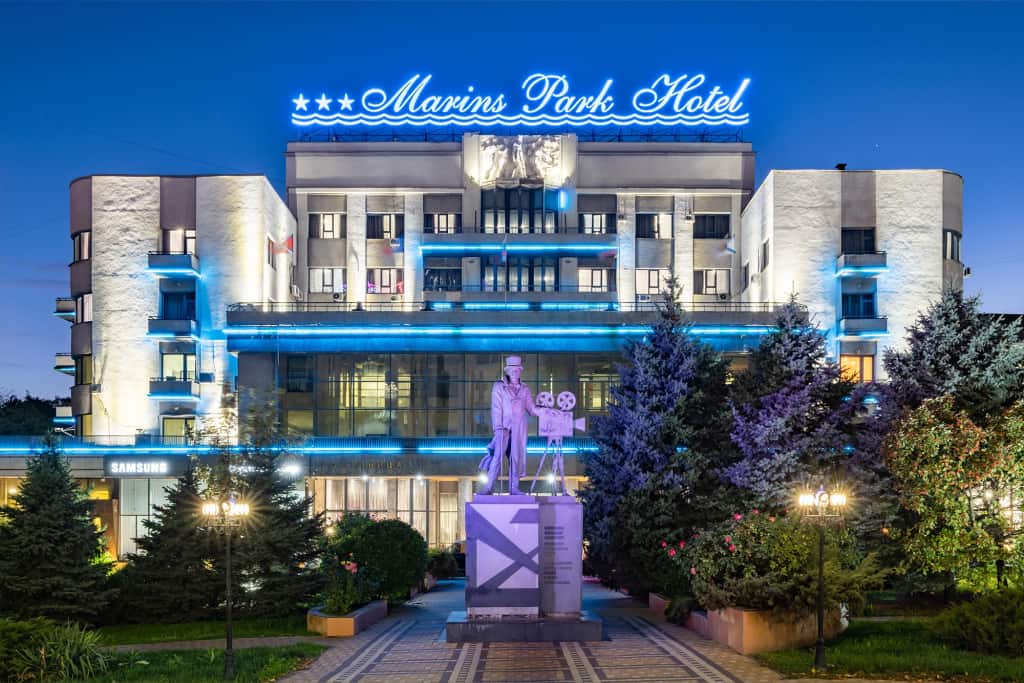 Marins Park Hotel Ростов: фото 1