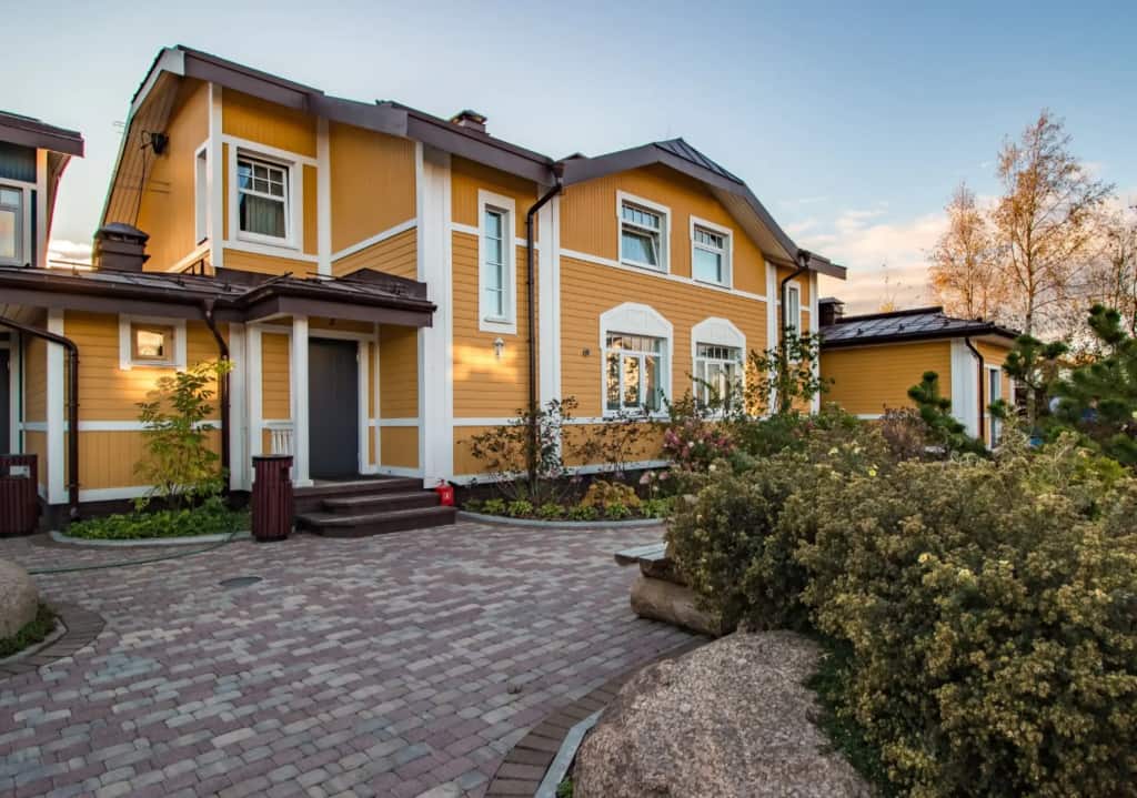 База отдыха Гостевой комплекс в парке приключений Озорные белки: главное фото 1