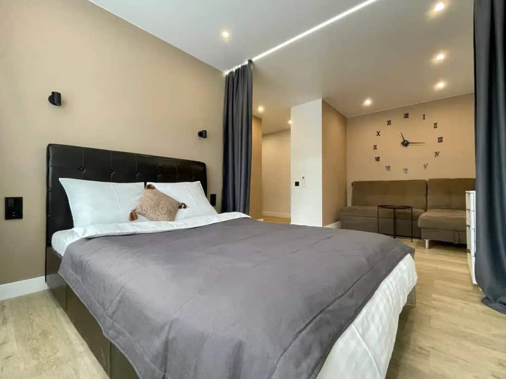 Квартира 1-комн 4чел ApartLand пл Володарского, Центр: главное фото 1