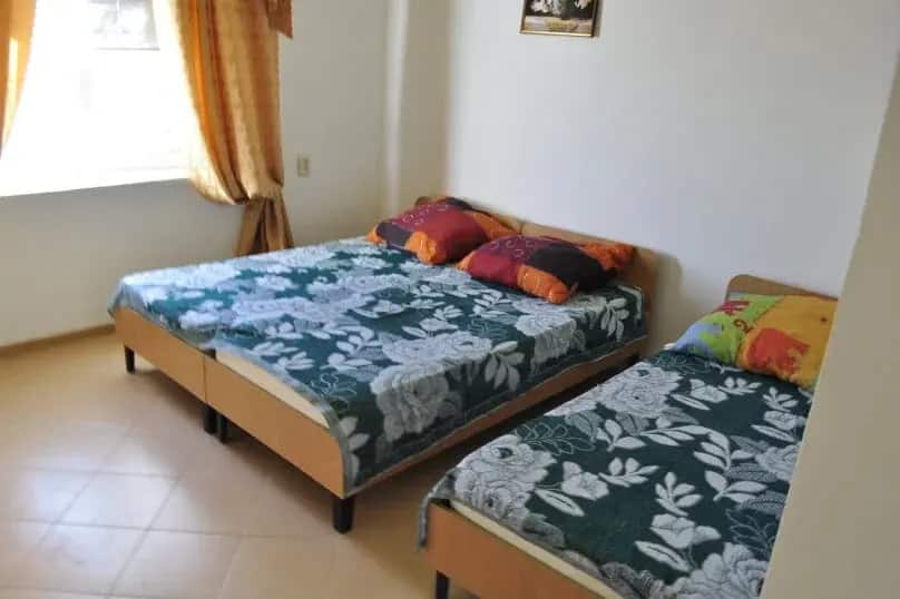 Solnechnyij Guest House: главное фото 1