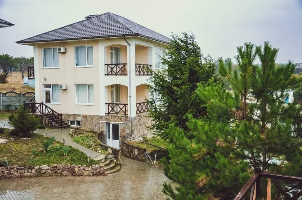 Hotel Yarkiy bereg: главное фото 1