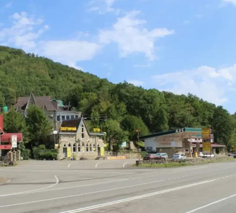 Ohotnichij Hutor Hotel: главное фото 1