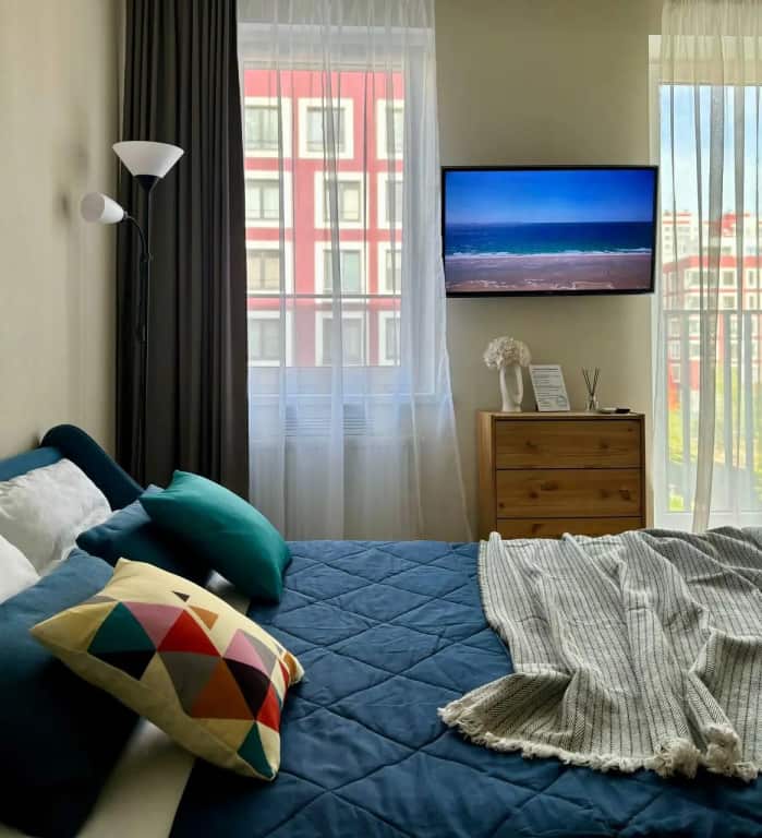 Апартаменты MoonRoom 72 на улице Газовиков 44-3: главное фото 1