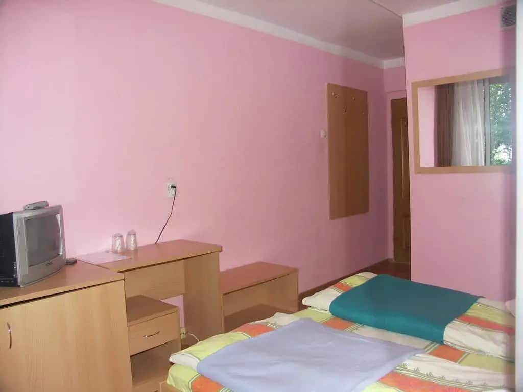 Lazur Hotel: главное фото 1