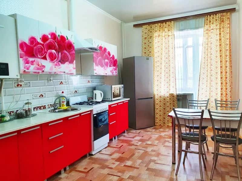 Две подушки на ул. Свердлова, д. 60 (Бизнес): главное фото 1