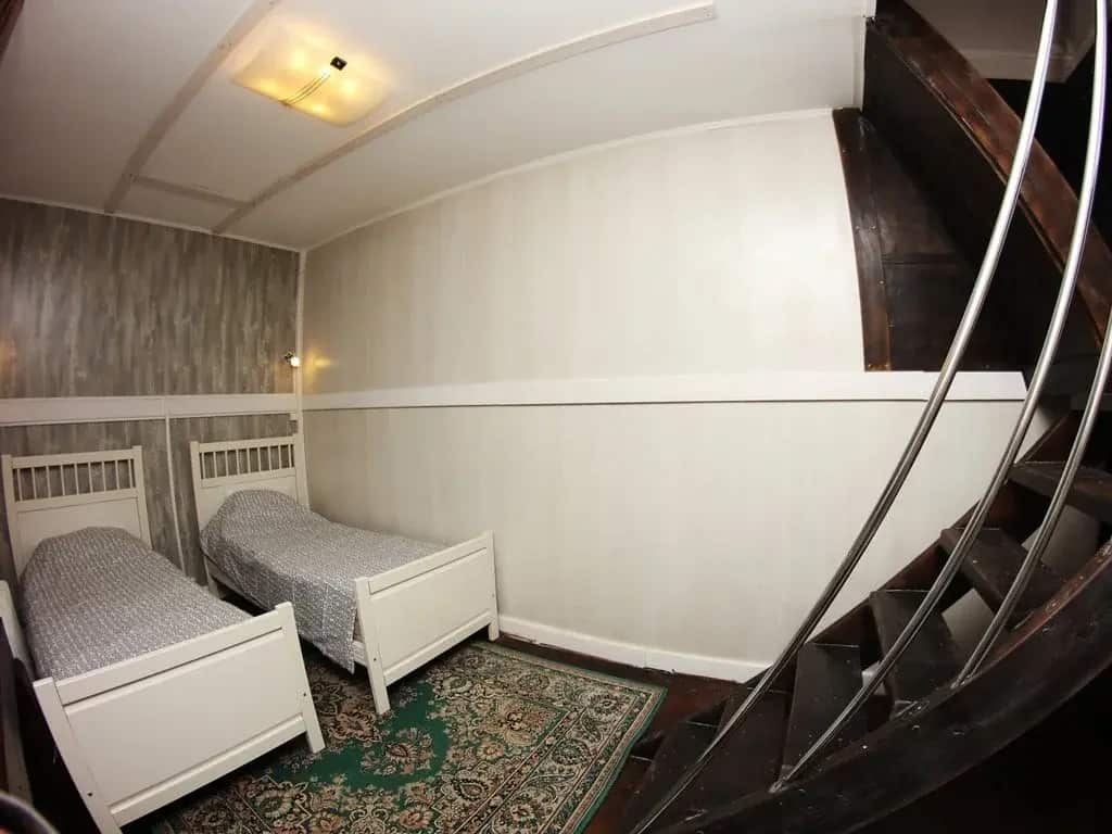 Mezzanine Hostel: главное фото 1