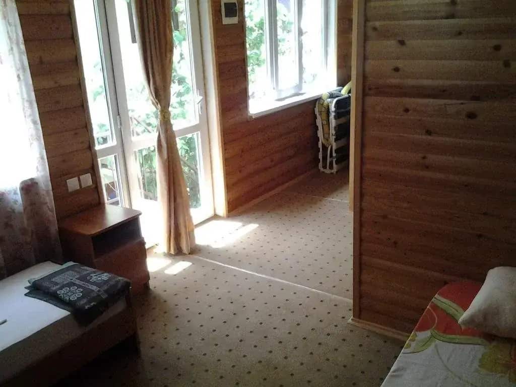 Uyutny Guesthouse: главное фото 1
