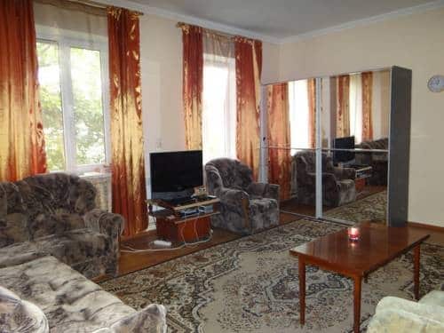 Full House Hostel: главное фото 1