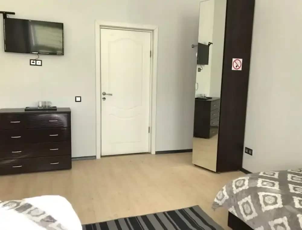 Avers House: главное фото 1