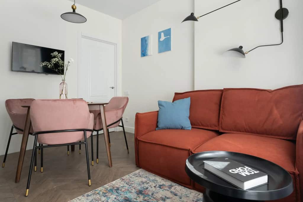 OneRent на улице Черниговская 11 корпус 1: главное фото 1