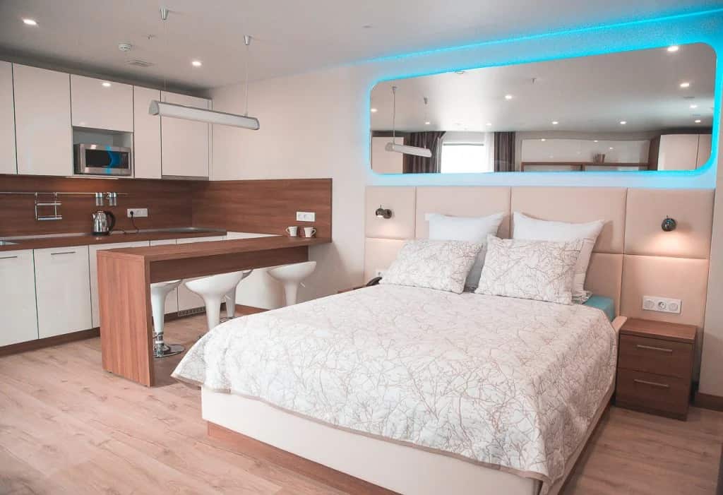 On Mitinskaya 16 Apartments: главное фото 1