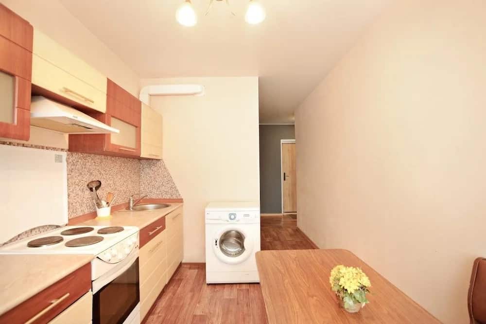 Apartment on Alliluyeva 12a-12: главное фото 1