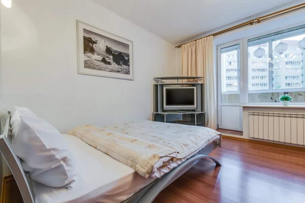 S Dzhakuzi U Metro Apartments: главное фото 1
