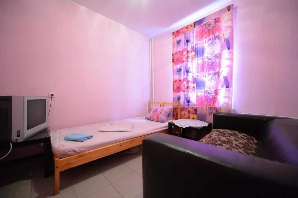 V Gostyakh u Natali Mini Hotel: главное фото 1