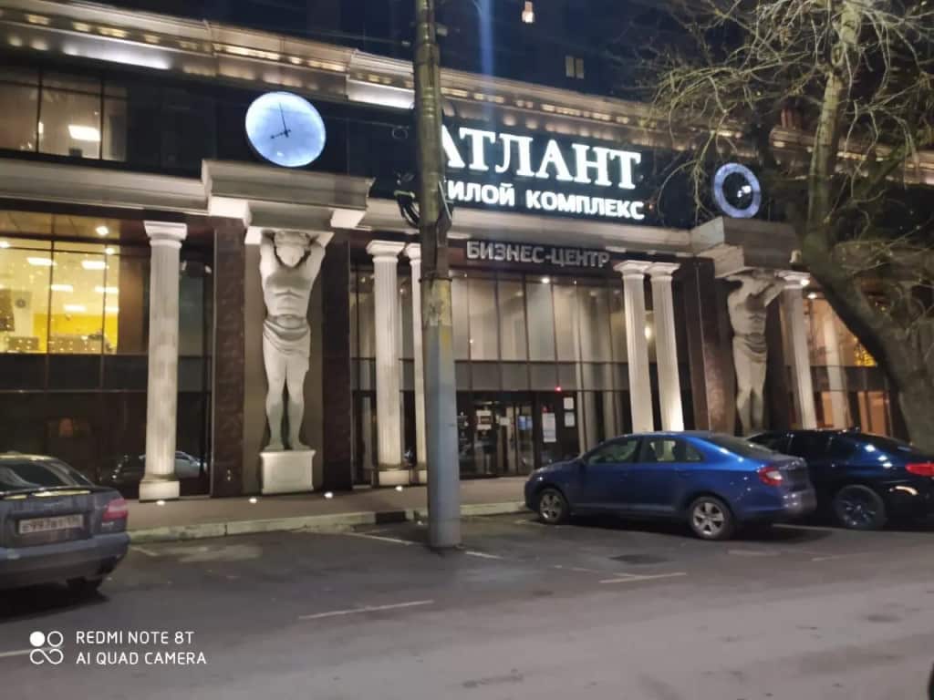День и ночь на улице Средне-Московская: главное фото 1