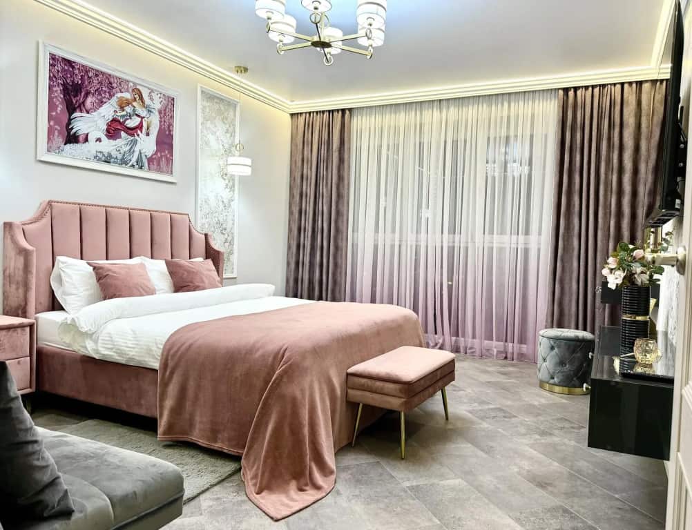 Апаpтаменты Dream House Luxe на улице Уральская 20: главное фото 1
