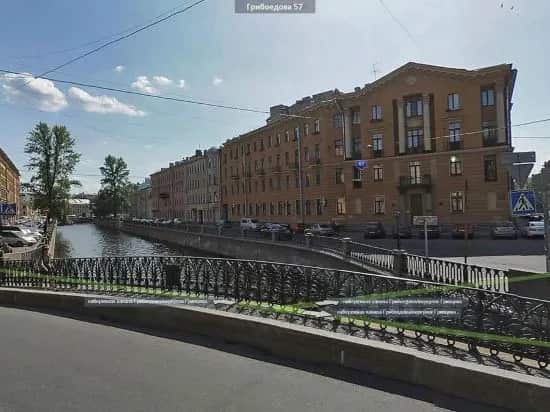 Sutkispb на Грибоедова 57: главное фото 1