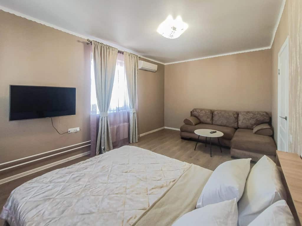 RusHouse (РусХаус) на улице Чистопольская 61Б: главное фото 1